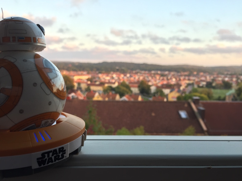 BB-8 in its cradle checking out the view