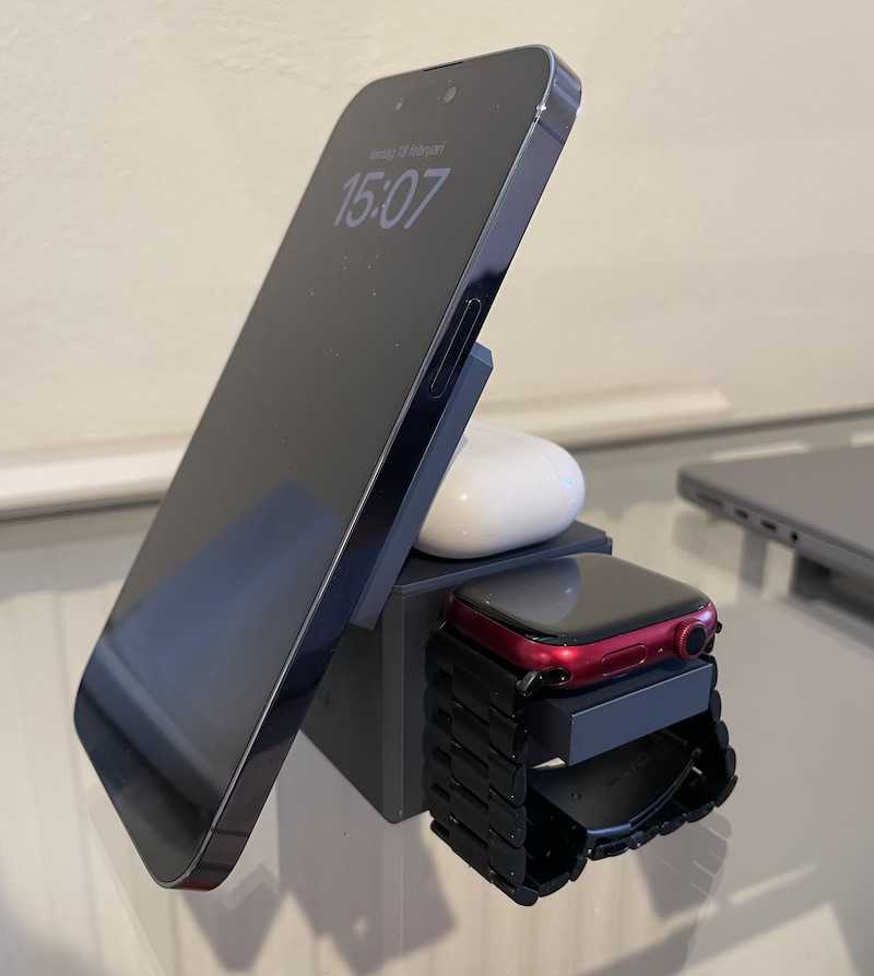 Anker cube with phone, watch, and Airpods case