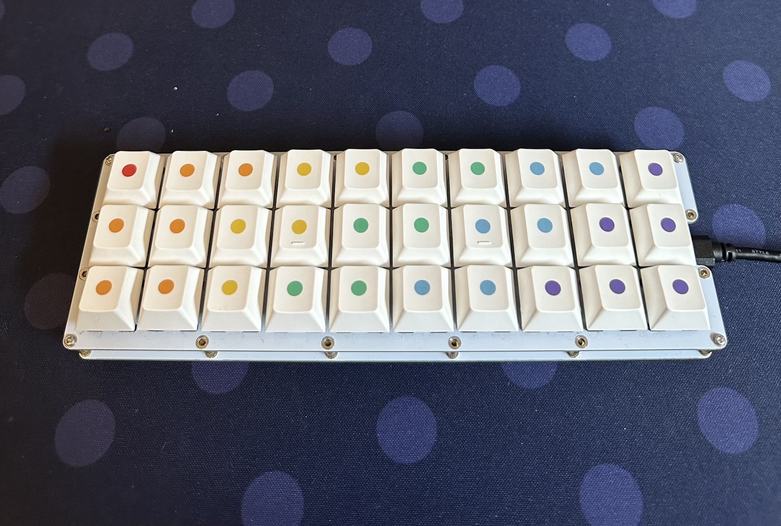 Gherkin - ortholinear 30 key keyboard